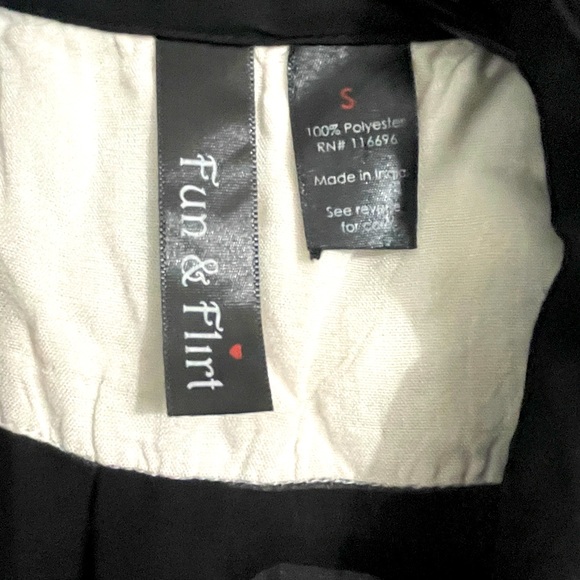 Fun & Flirt Country Style Blouse - Picture 2 of 3